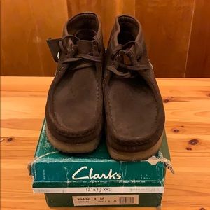 Clarks Wallabees